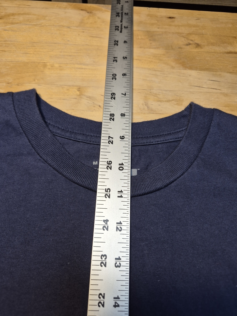 YETI Men's Navy Logo Graphic T-Shirt 3608 - Picture 2 of 5